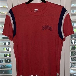 Roots Canada tee